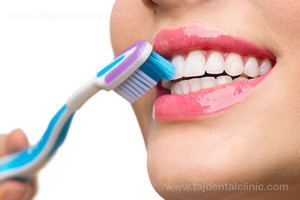 مقالات يوتادنت- مقالات دندانپزشکی -بلیچینگ دندان یا همان سفید کردن دندان